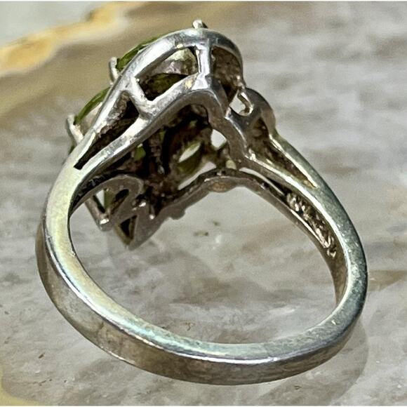 Vintage Sterling Silver Peridot Marquise Cluster Cocktail Ring Size 6 - Picture 8 of 14